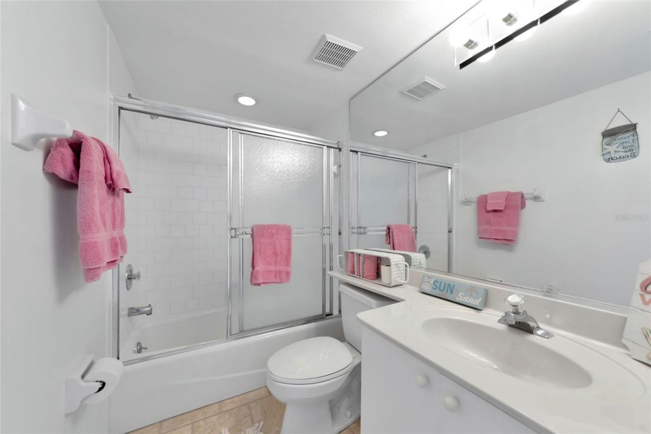 1249 Edgewater Circle , Unit 73, Bradenton, FL 34209 Photo