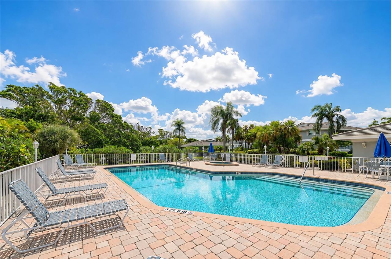 1249 Edgewater Circle , Unit 73, Bradenton, FL 34209 Photo