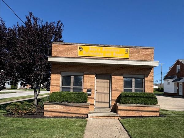 5255 State Road , Parma, OH 44134