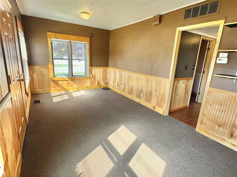 5255 State Road, Parma, OH 44134 Photo 2