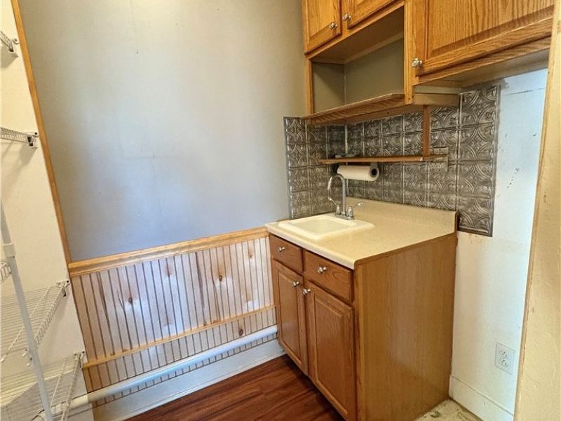 5255 State Road, Parma, OH 44134 Photo 5