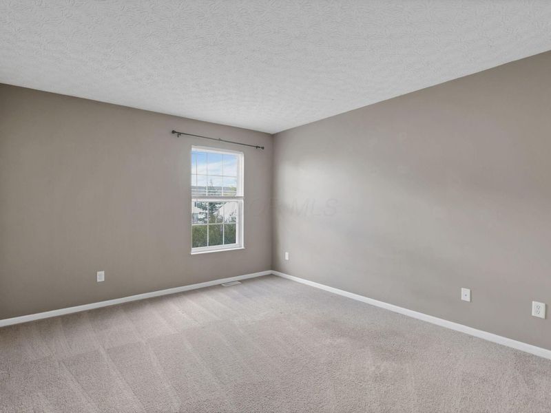 4693 Athalia Drive, Unit 23D, Columbus, OH 43228 Photo 18
