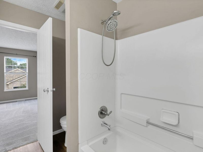 4693 Athalia Drive, Unit 23D, Columbus, OH 43228 Photo 25