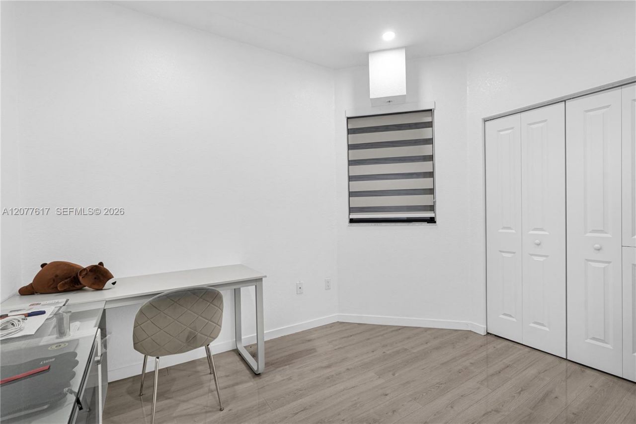 15600 SW 136th St , Unit 102, Miami, FL 33196 Photo