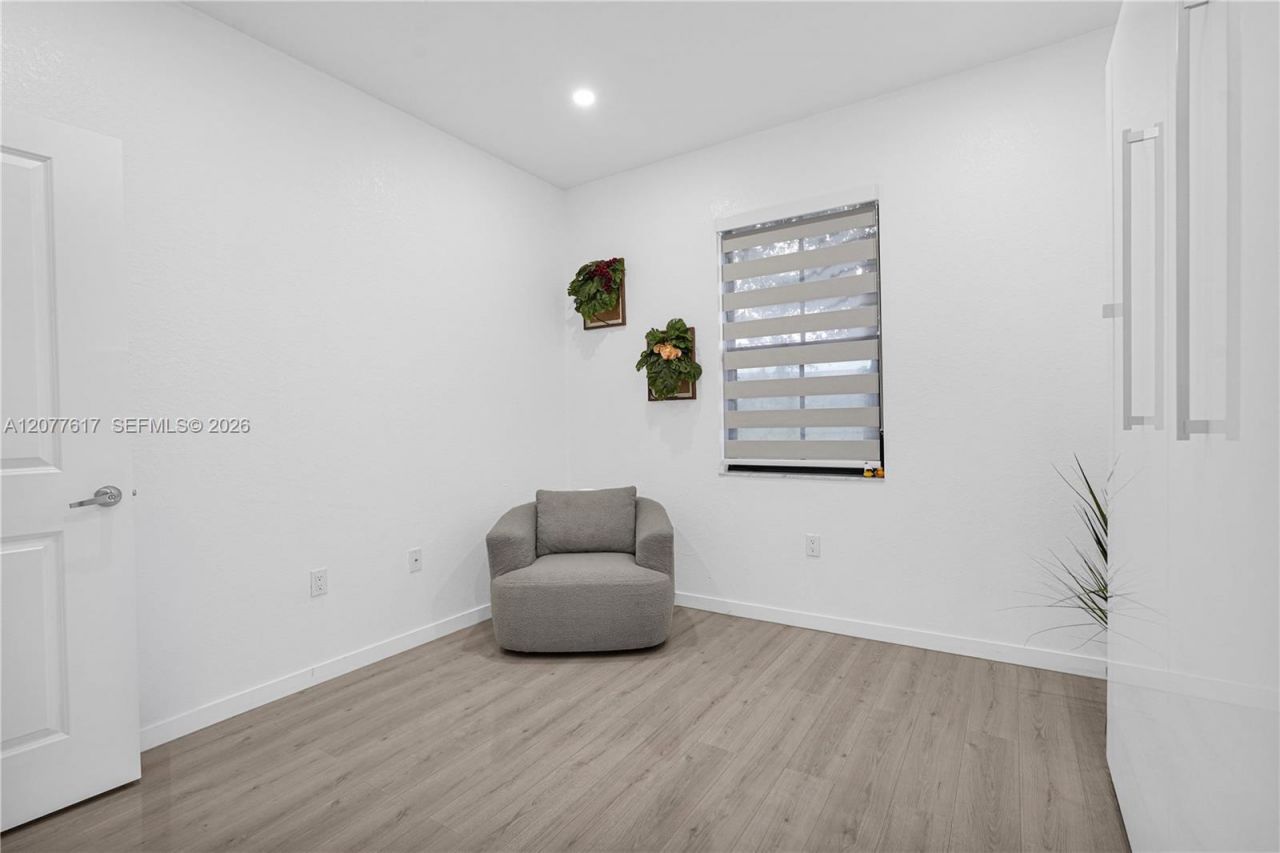 15600 SW 136th St , Unit 102, Miami, FL 33196 Photo
