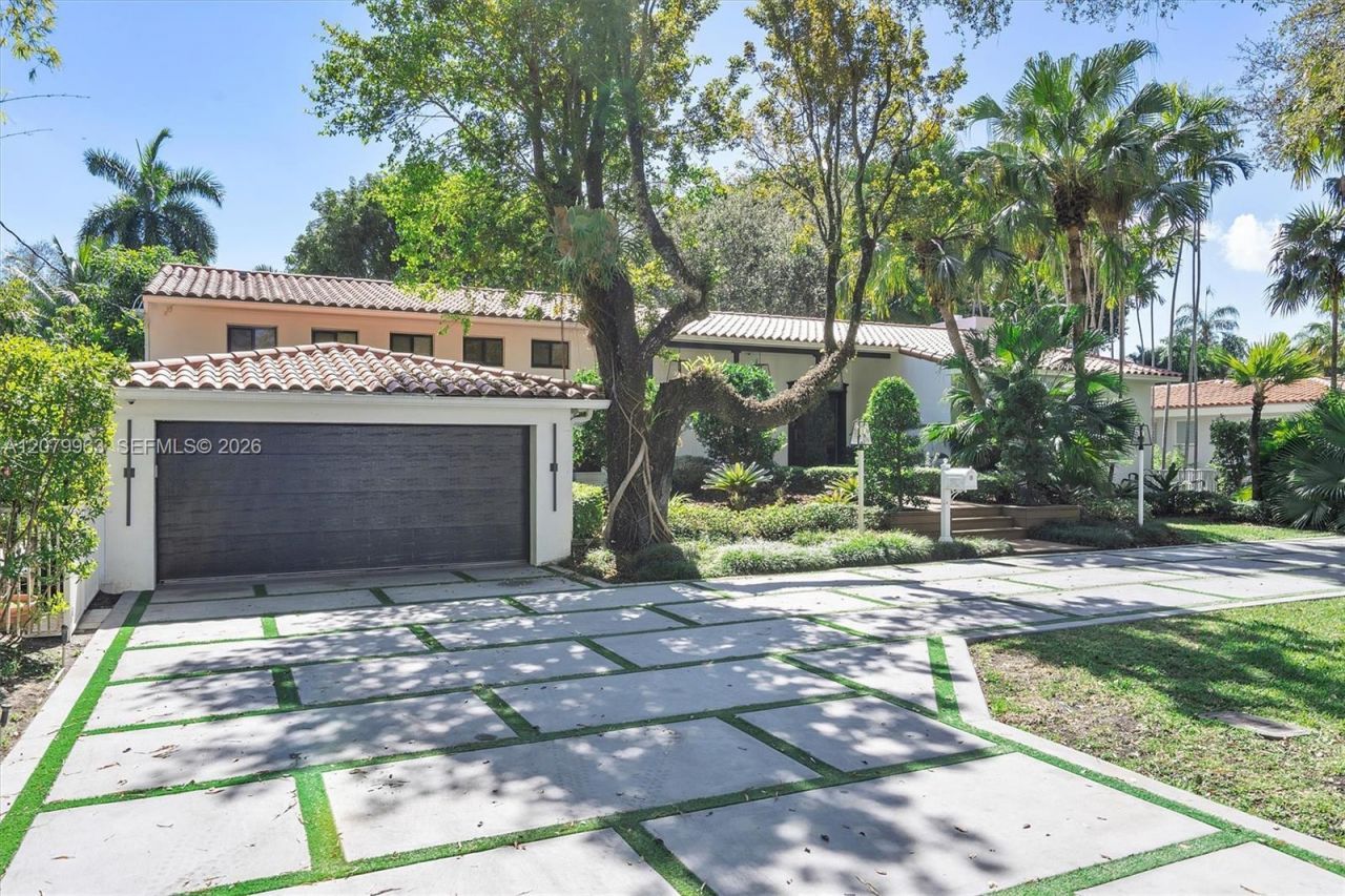652 NE 105th St , Miami Shores, FL 33138 Photo