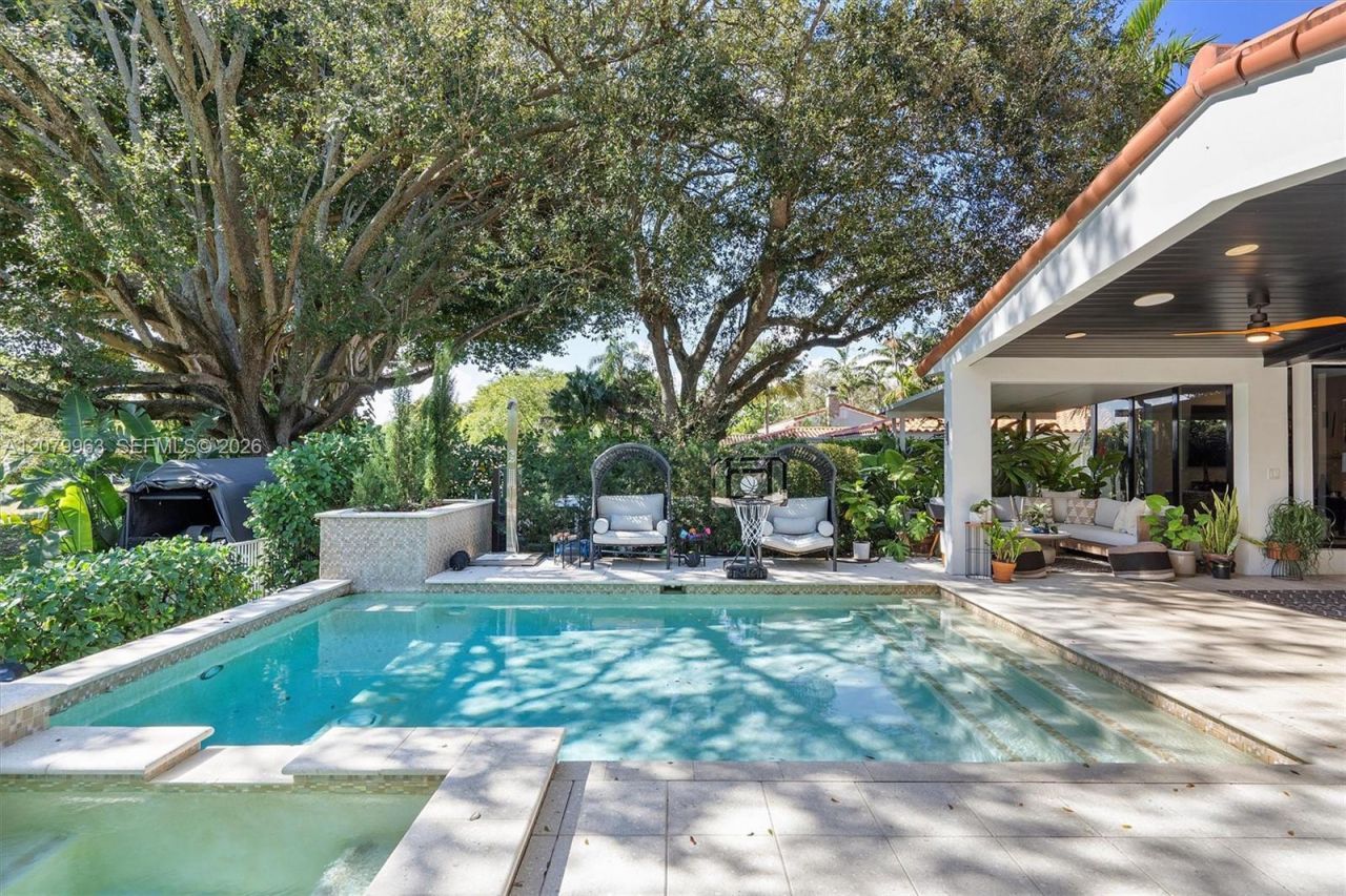 652 NE 105th St , Miami Shores, FL 33138 Photo