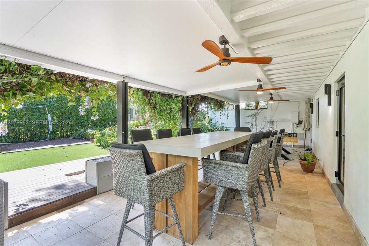652 NE 105th St , Miami Shores, FL 33138 Photo