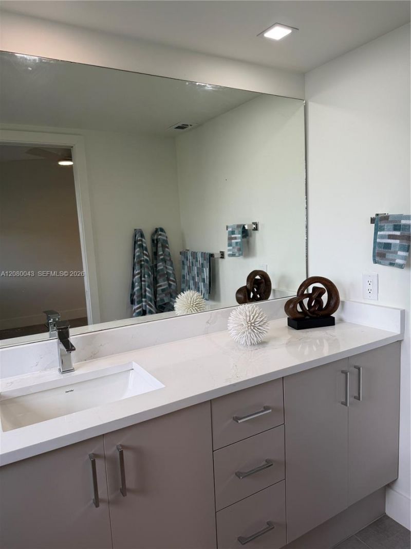 15535 N Miami Lakeway N , Unit 107, Miami Lakes, FL 33014 Photo