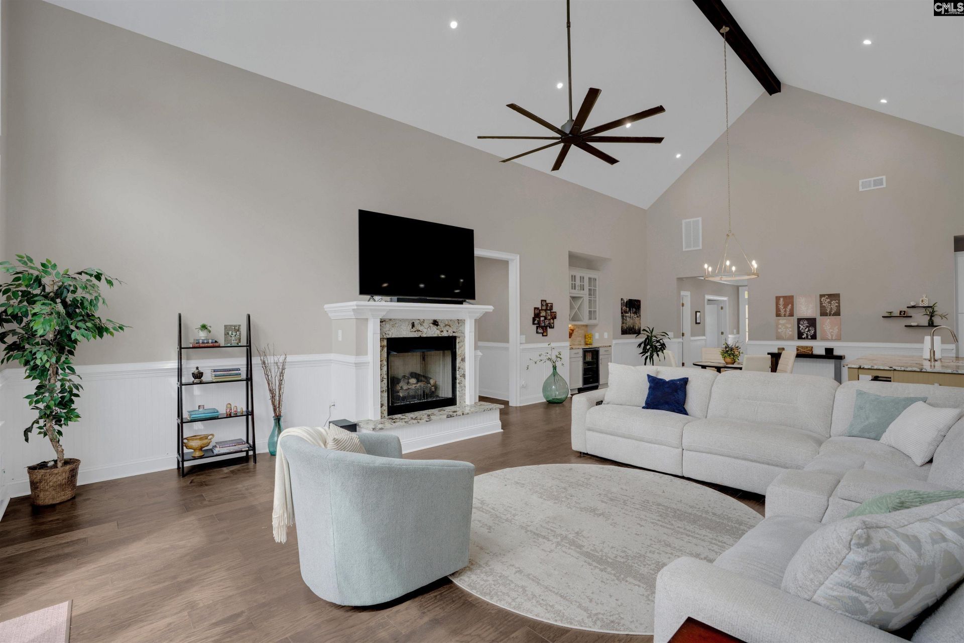 10 Sag Harbor Drive  Photo 14