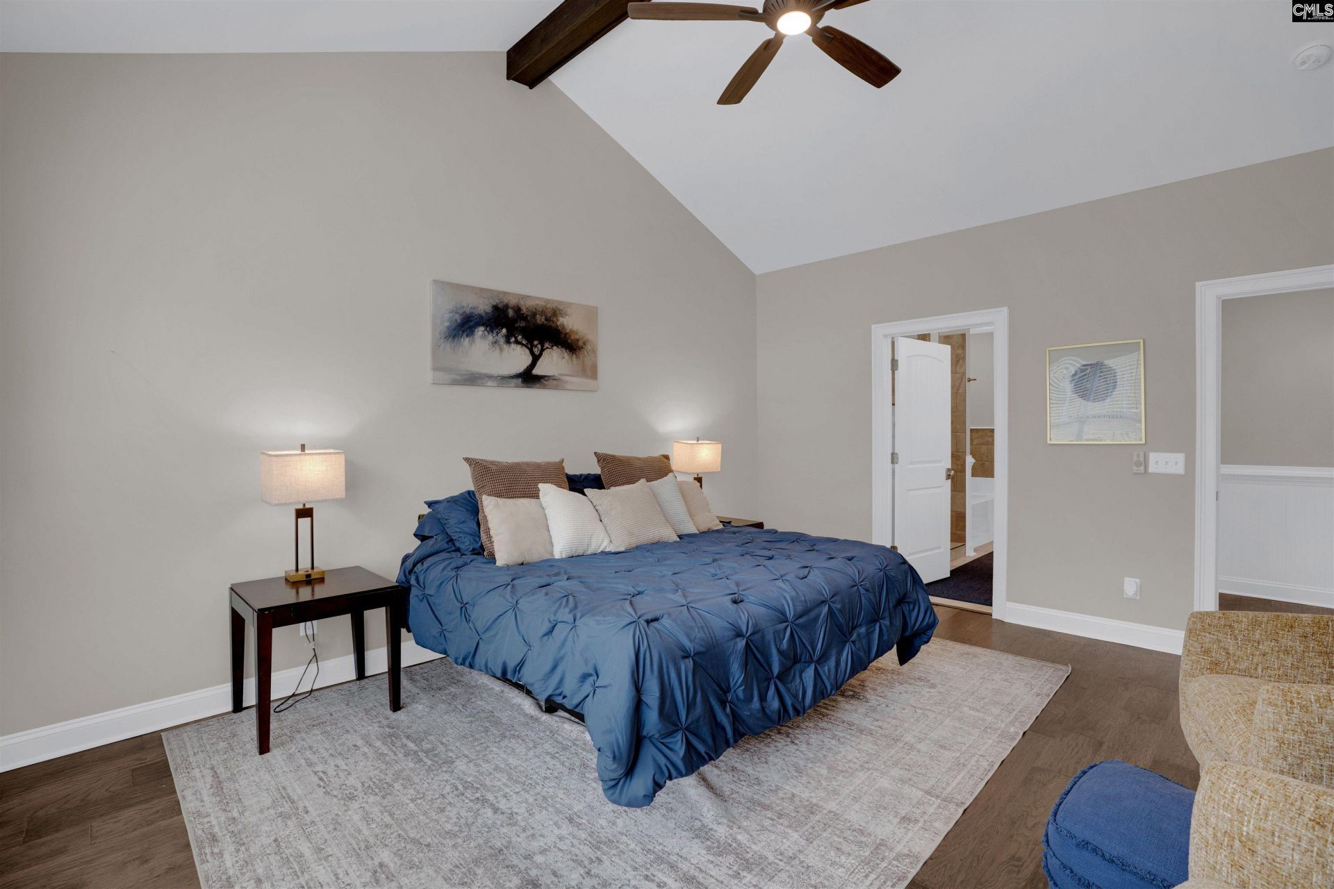 10 Sag Harbor Drive  Photo 16