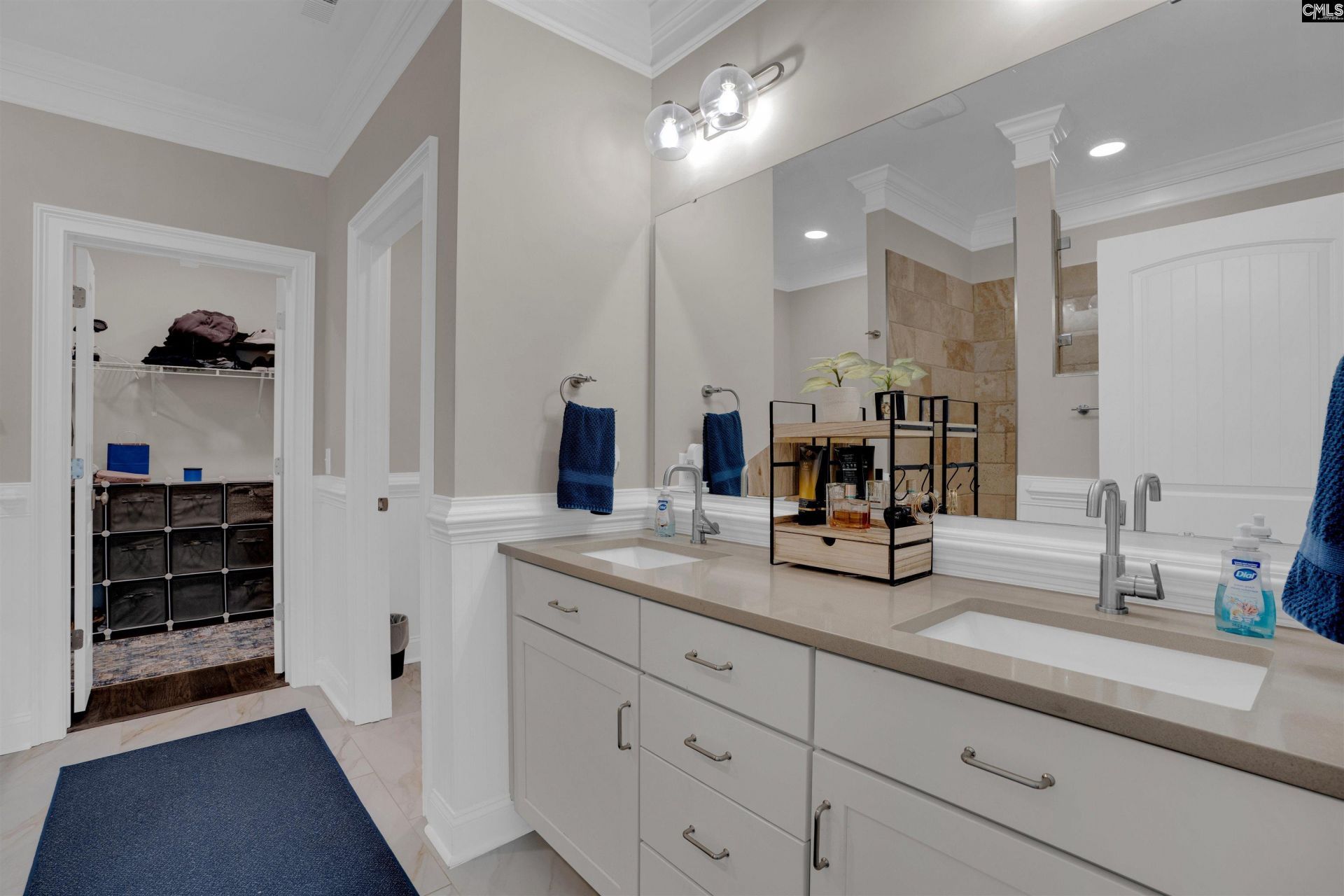 10 Sag Harbor Drive  Photo 20
