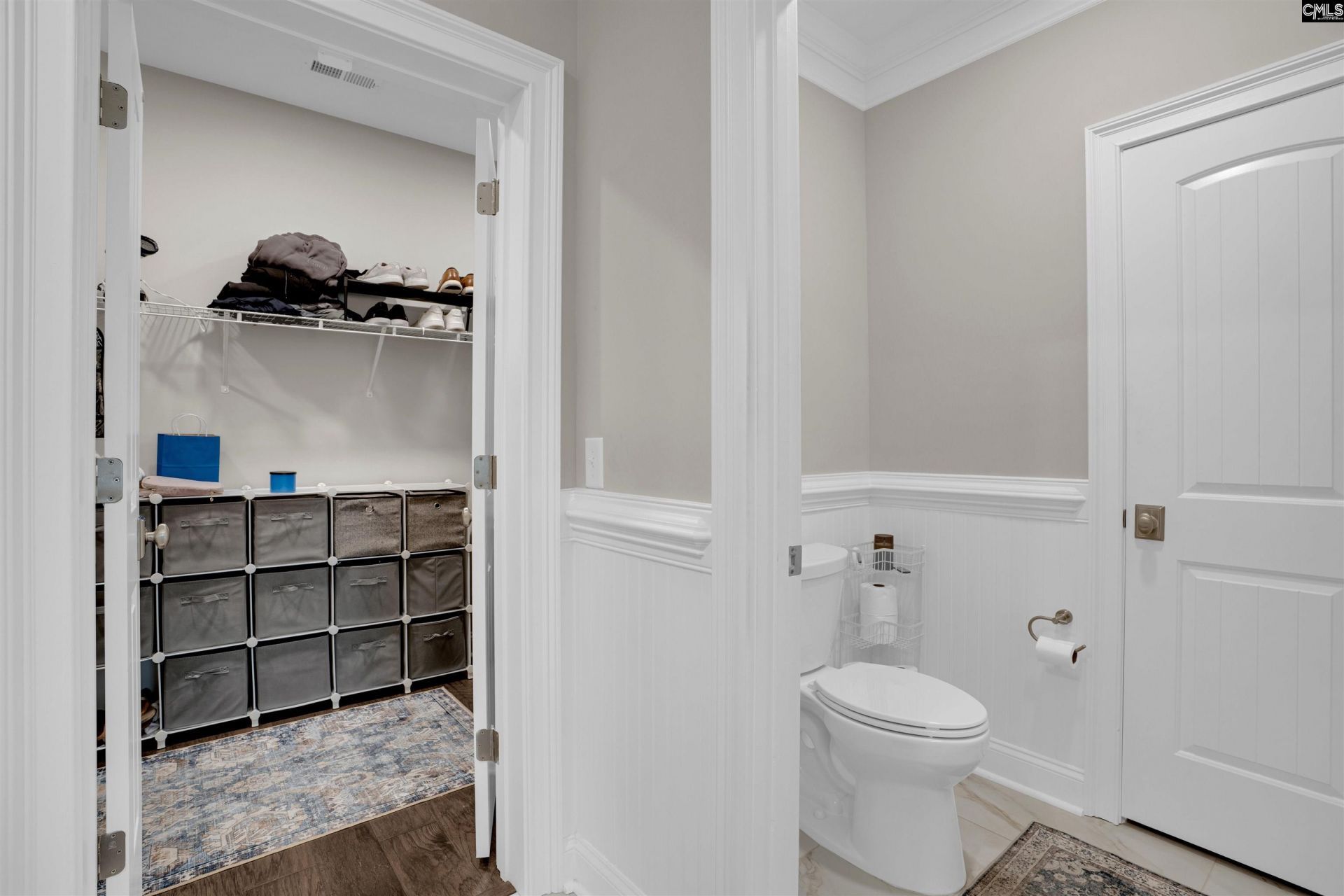 10 Sag Harbor Drive  Photo 22