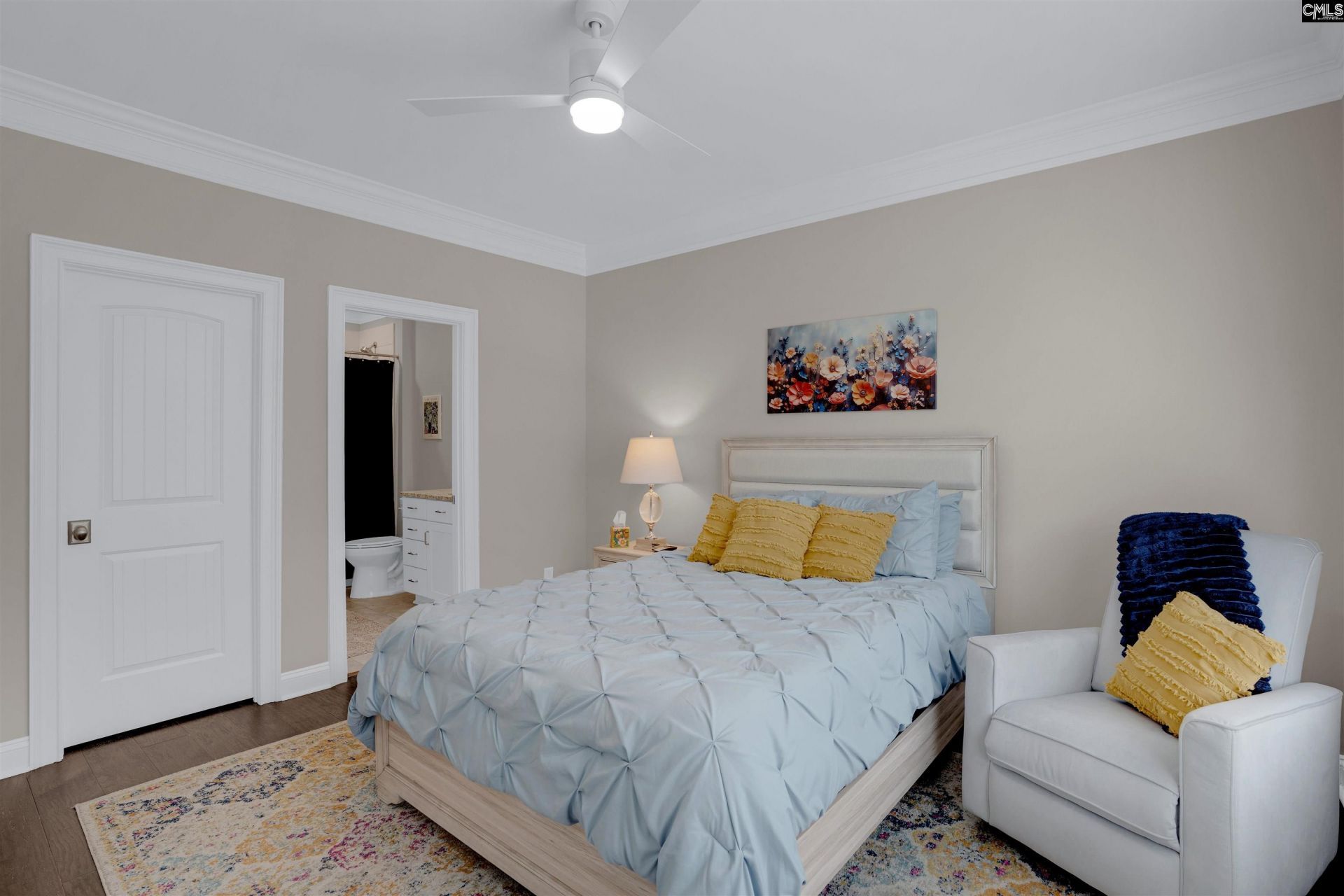 10 Sag Harbor Drive  Photo 23