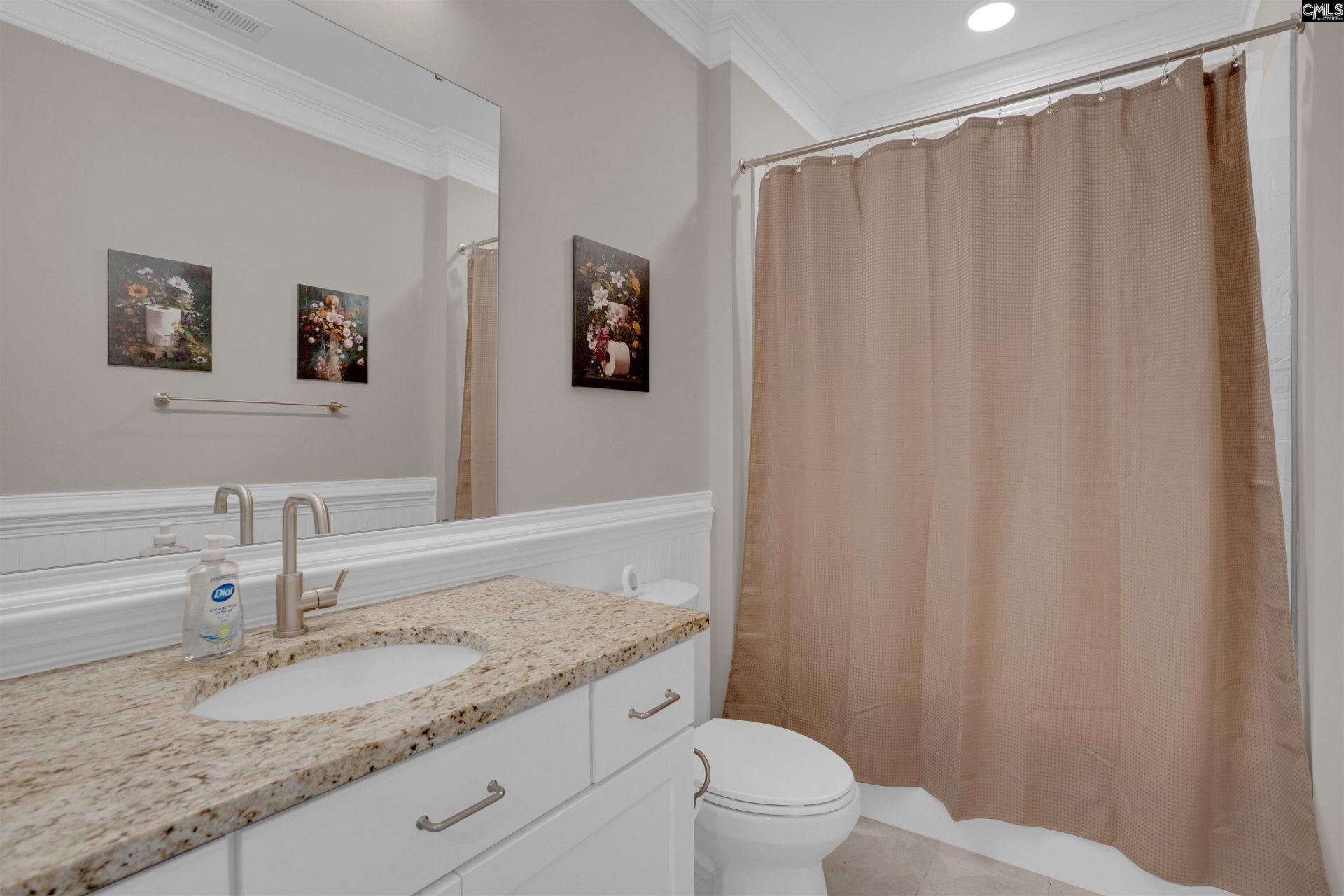 10 Sag Harbor Drive  Photo 28
