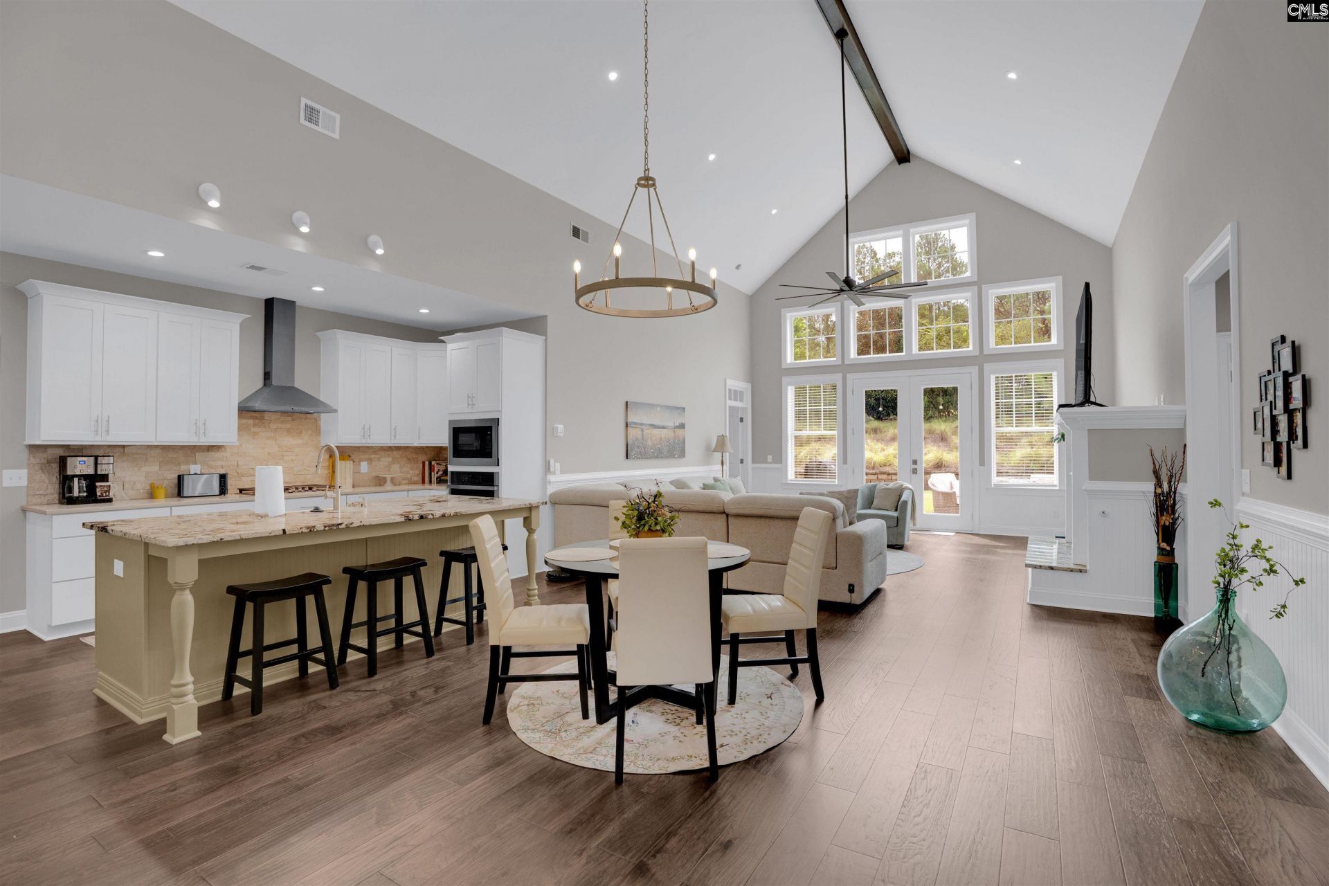 10 Sag Harbor Drive  Photo 5