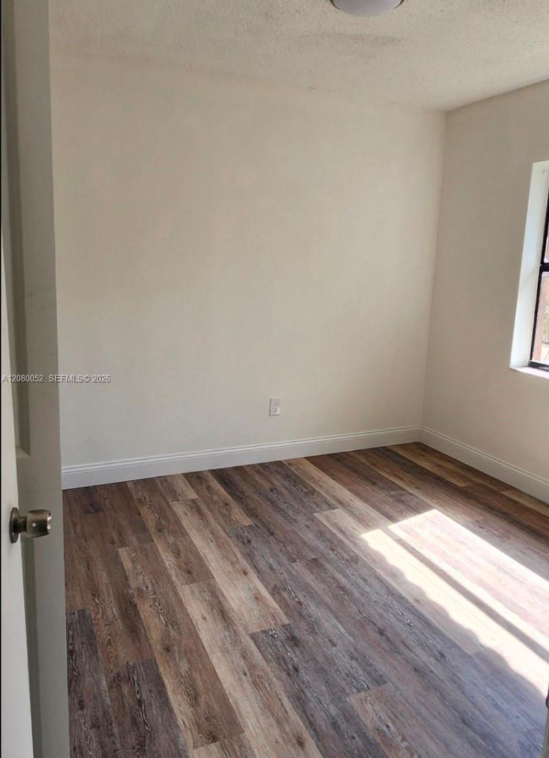 6480 W 27th Ct , Unit 54-22, Hialeah, FL 33016 Photo
