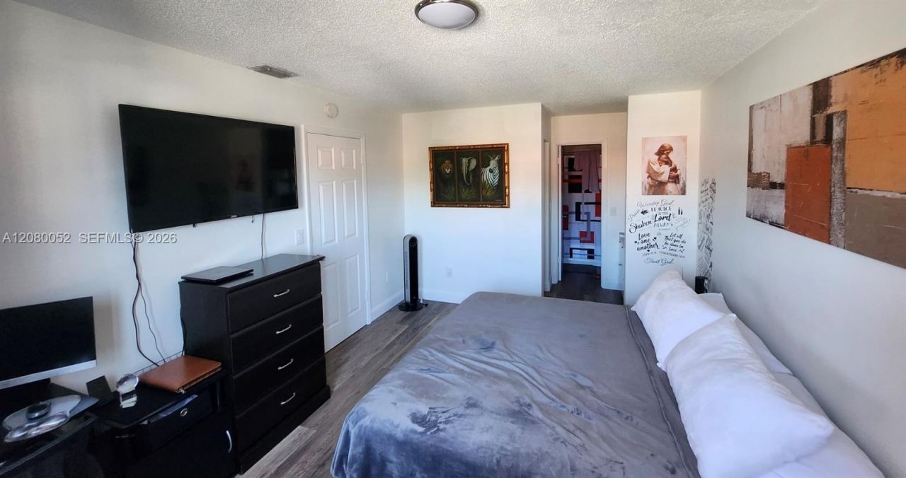 6480 W 27th Ct , Unit 54-22, Hialeah, FL 33016 Photo