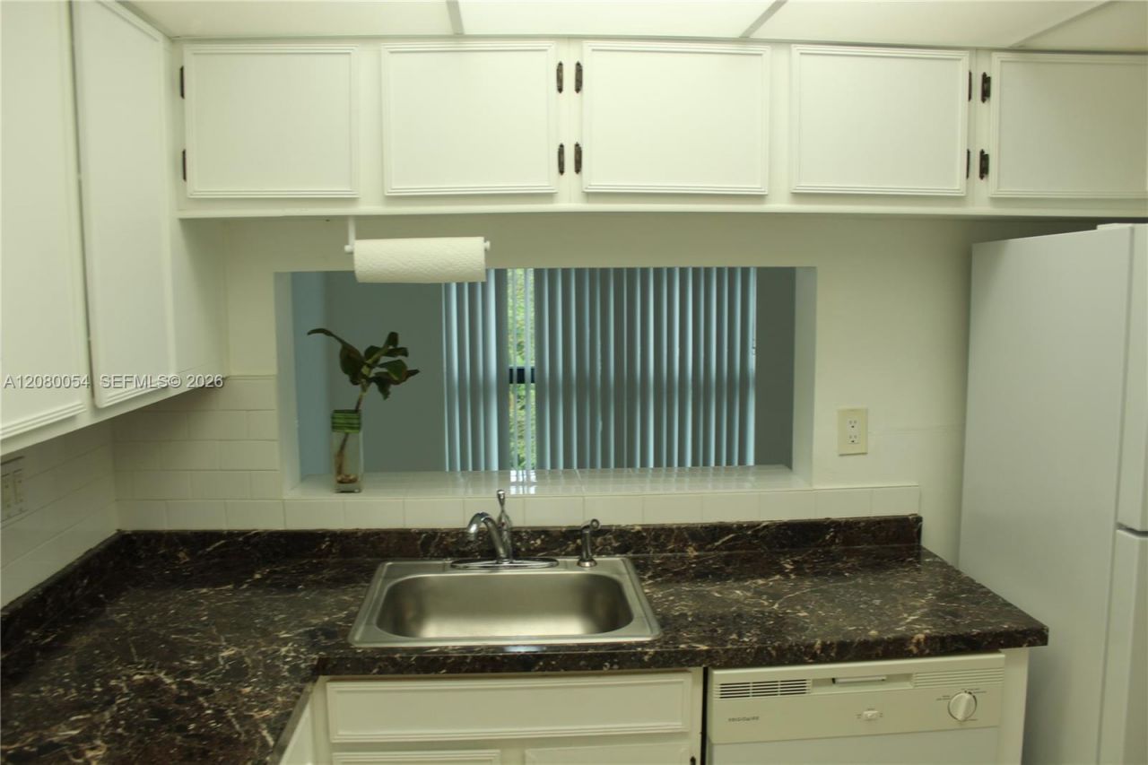11750 SW 18th St, Unit 502-1, Miami, FL 33175 Photo