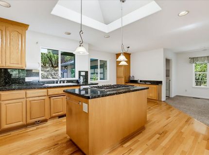 13531 Capitol, Grass Valley, CA 95945 Photo