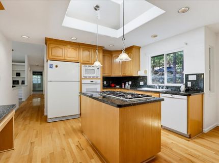 13531 Capitol, Grass Valley, CA 95945 Photo