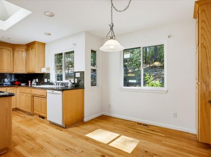 13531 Capitol, Grass Valley, CA 95945 Photo