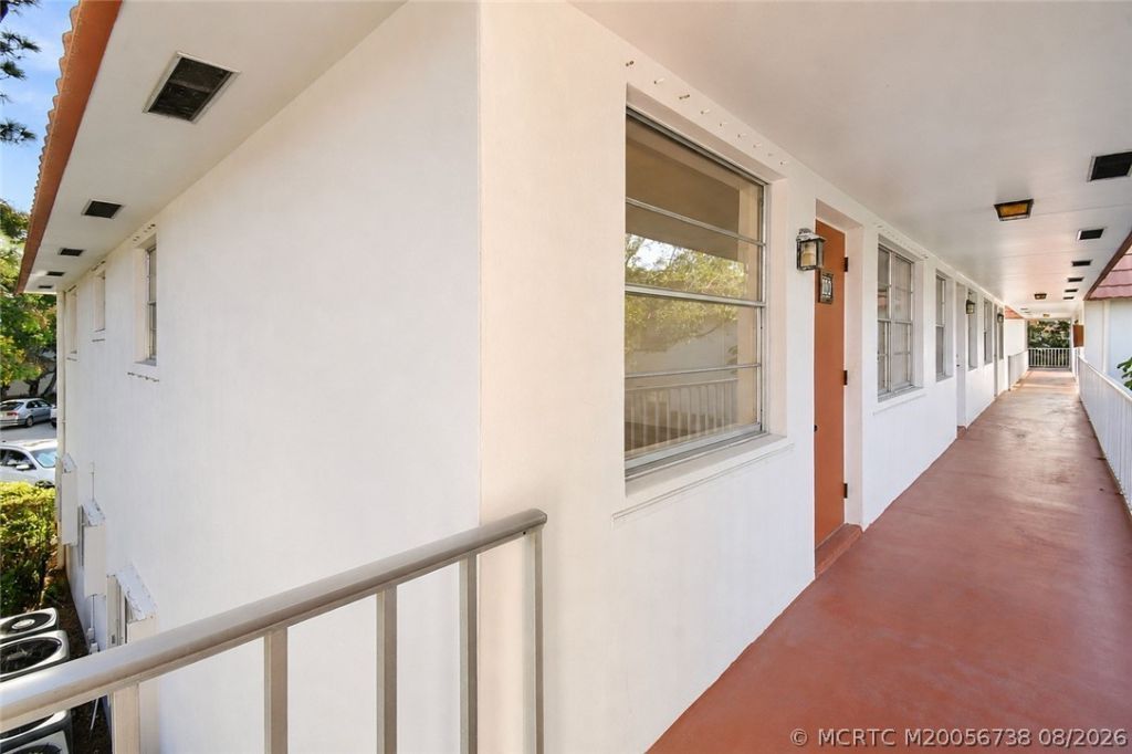2600 SE Ocean Boulevard, Unit O10, Stuart, FL 34996 Photo