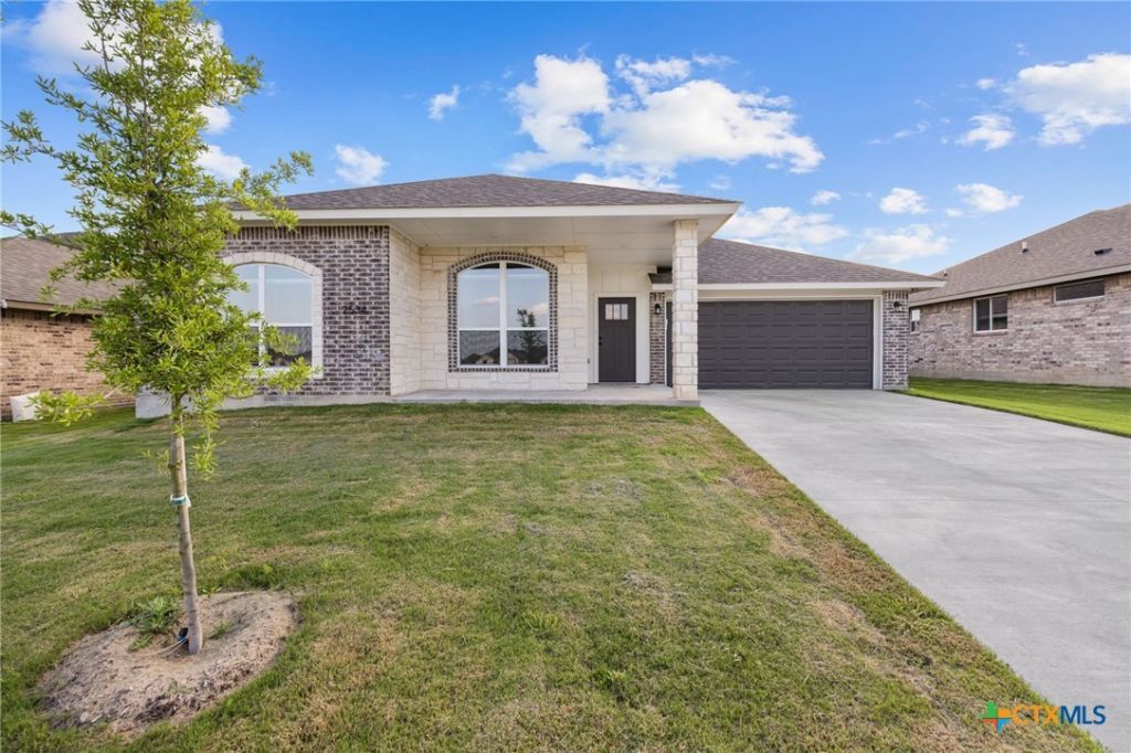 2534 Cowgirl Trail , Belton, TX 76513 Main Photo