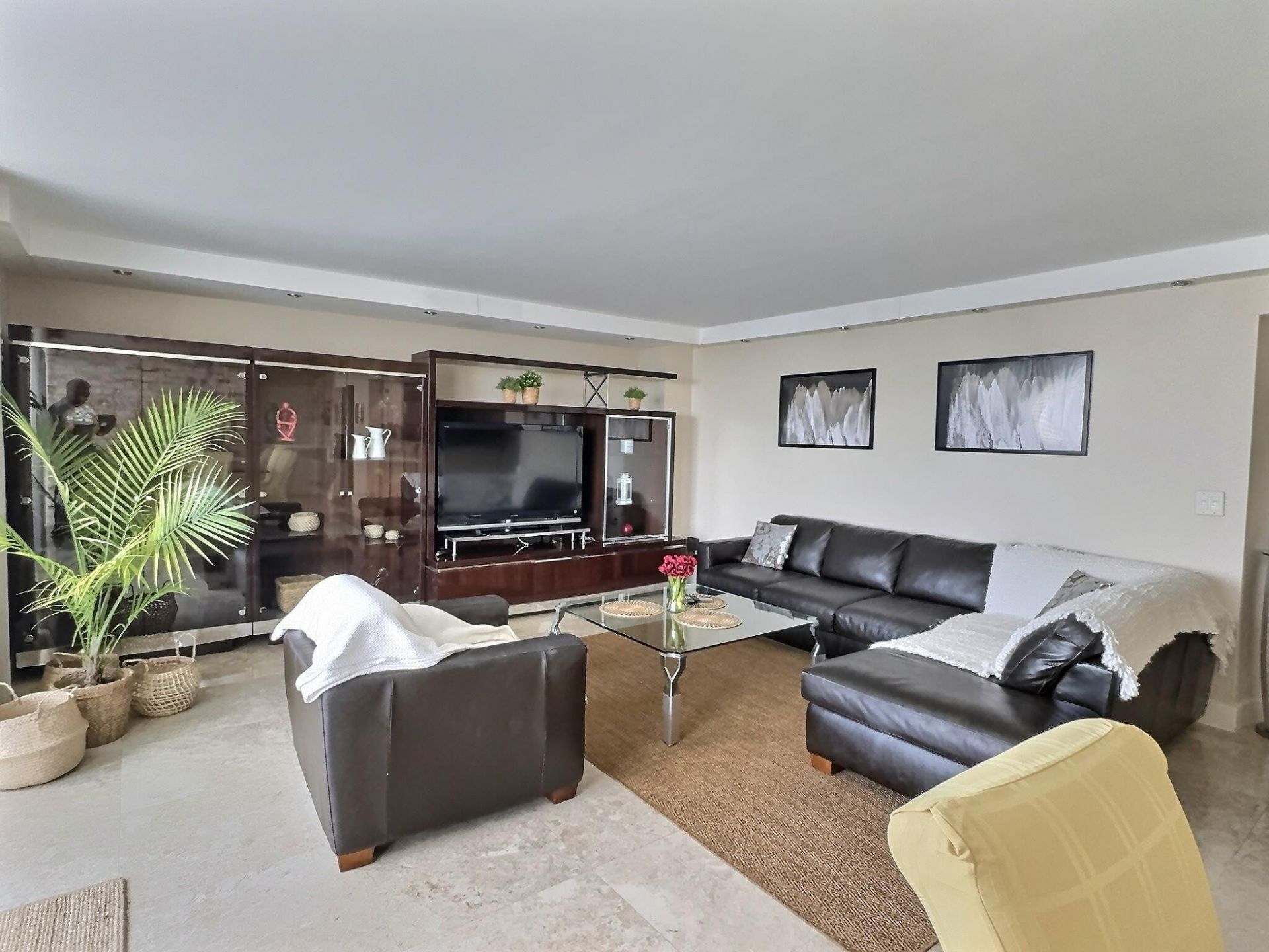 2030 S Ocean Drive, Unit 1626, Hallandale Beach, FL 33009 Photo