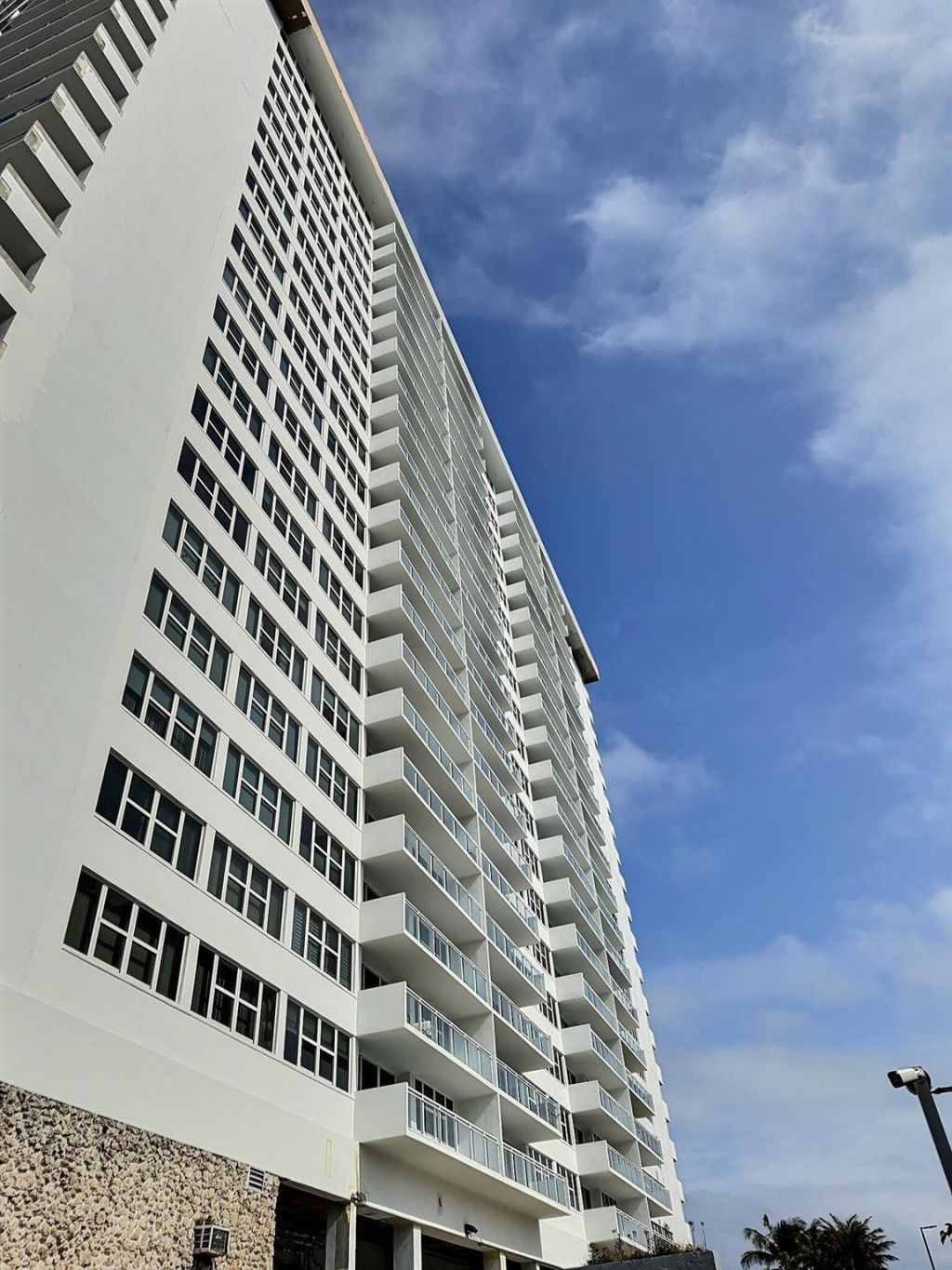 2030 S Ocean Drive, Unit 1626, Hallandale Beach, FL 33009 Photo