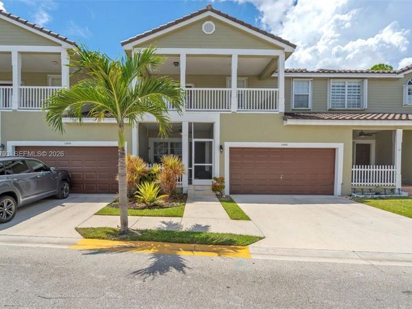 10588 NW 56th Dr , Coral Springs, FL 33076