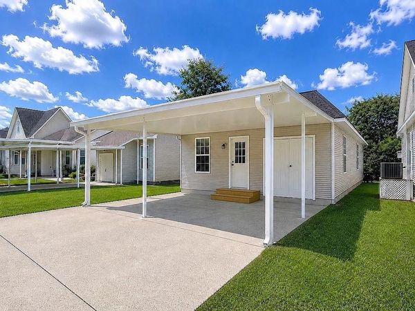 18072 BAYOU PIERRE Drive , Maurepas, LA 70449