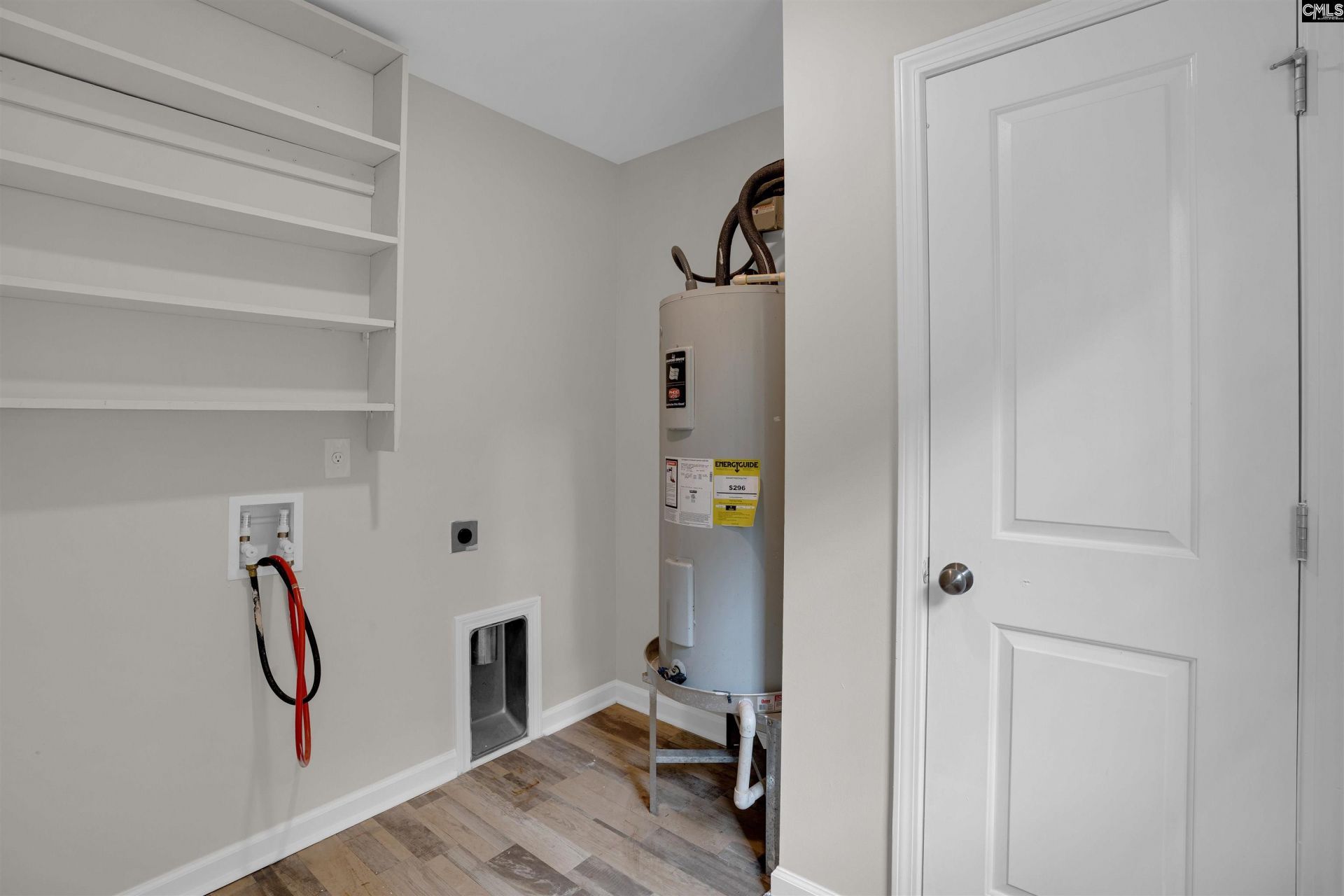 110 Henry Street  Photo 12
