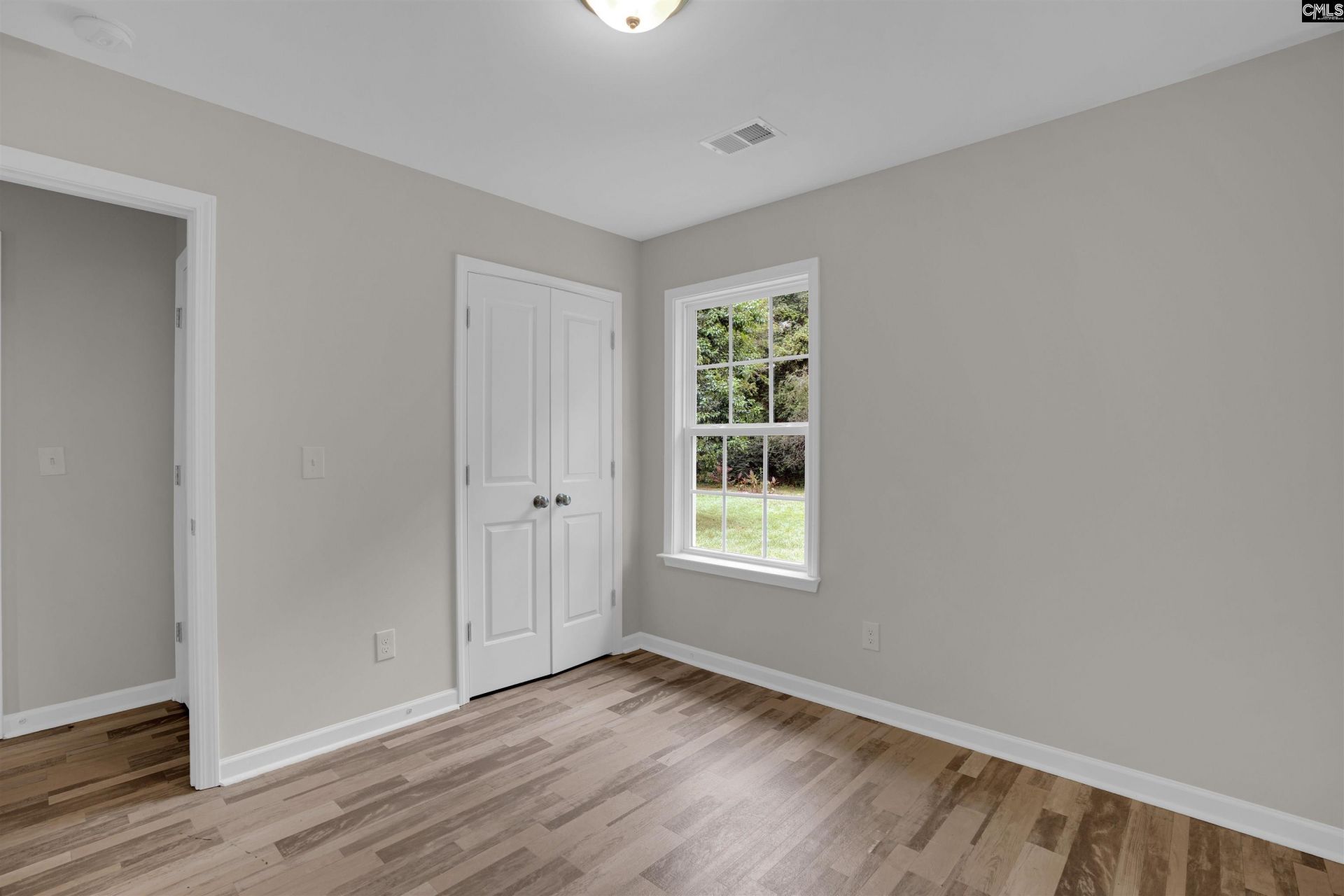 110 Henry Street  Photo 20