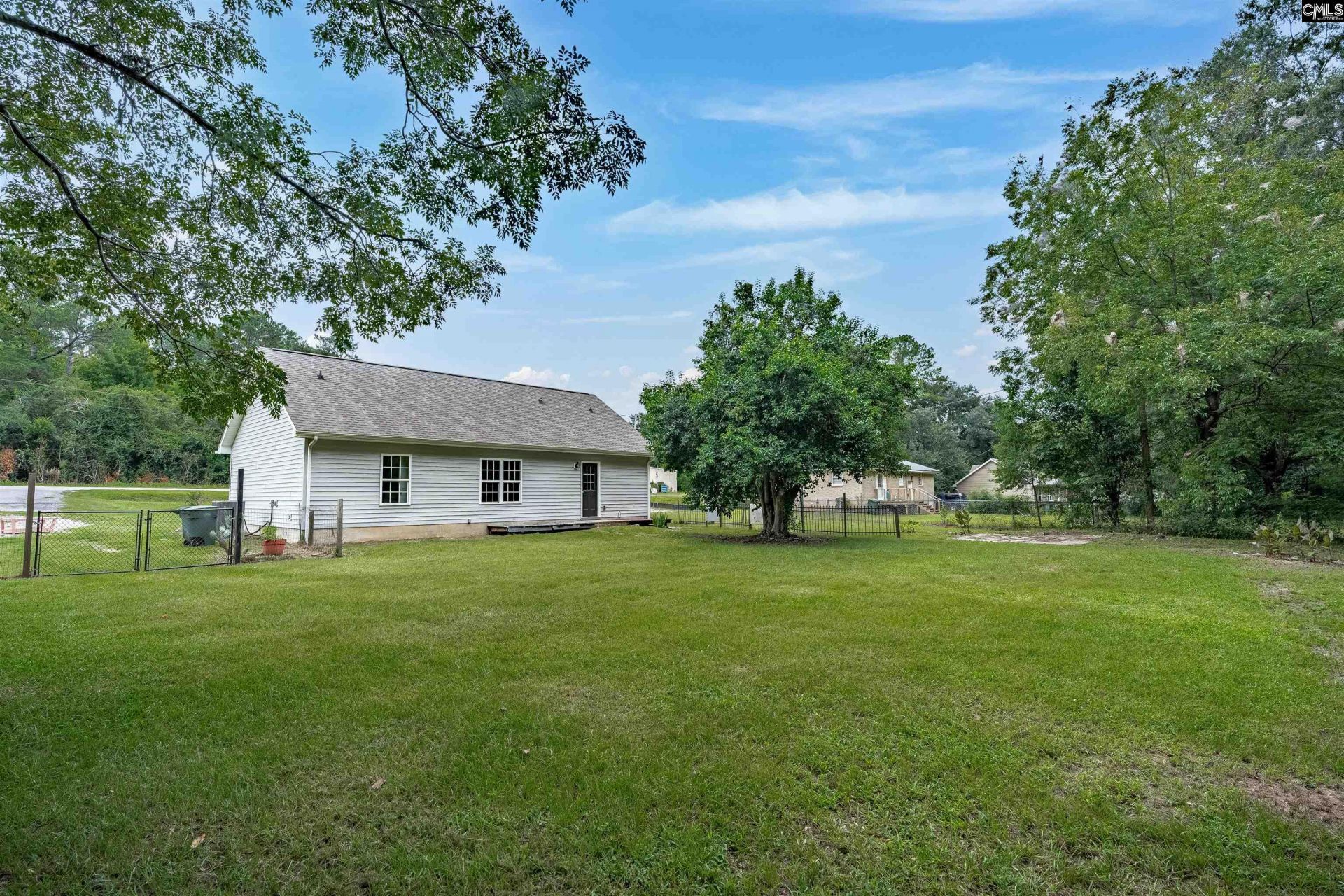 110 Henry Street  Photo 26