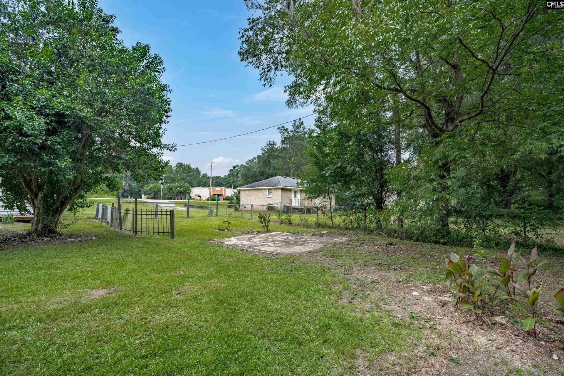110 Henry Street  Photo 29