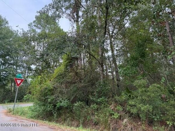 31st 31st Street, Gulfport, MS 39501