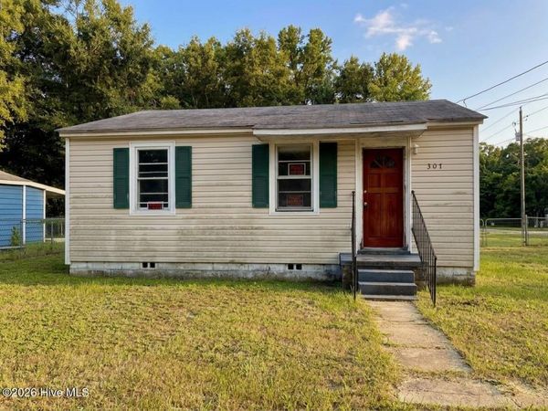 307 Diana Street , Fayetteville, NC 28306