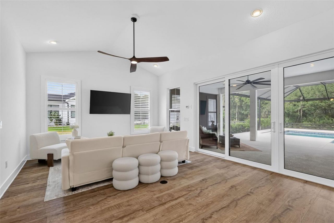 724 Shivers Loop, The Villages, FL 34762 Photo