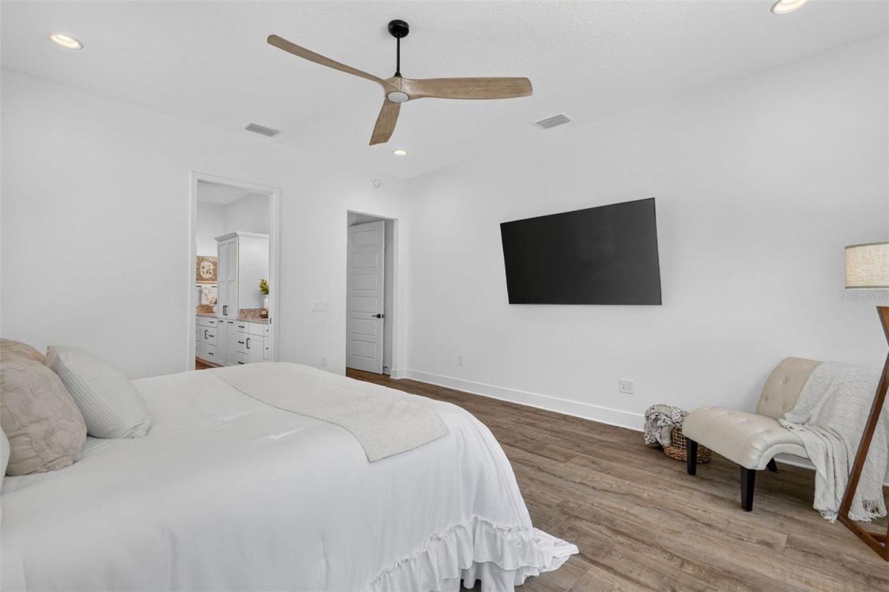 724 Shivers Loop, The Villages, FL 34762 Photo