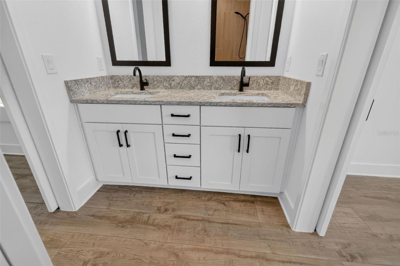 724 Shivers Loop, The Villages, FL 34762 Photo