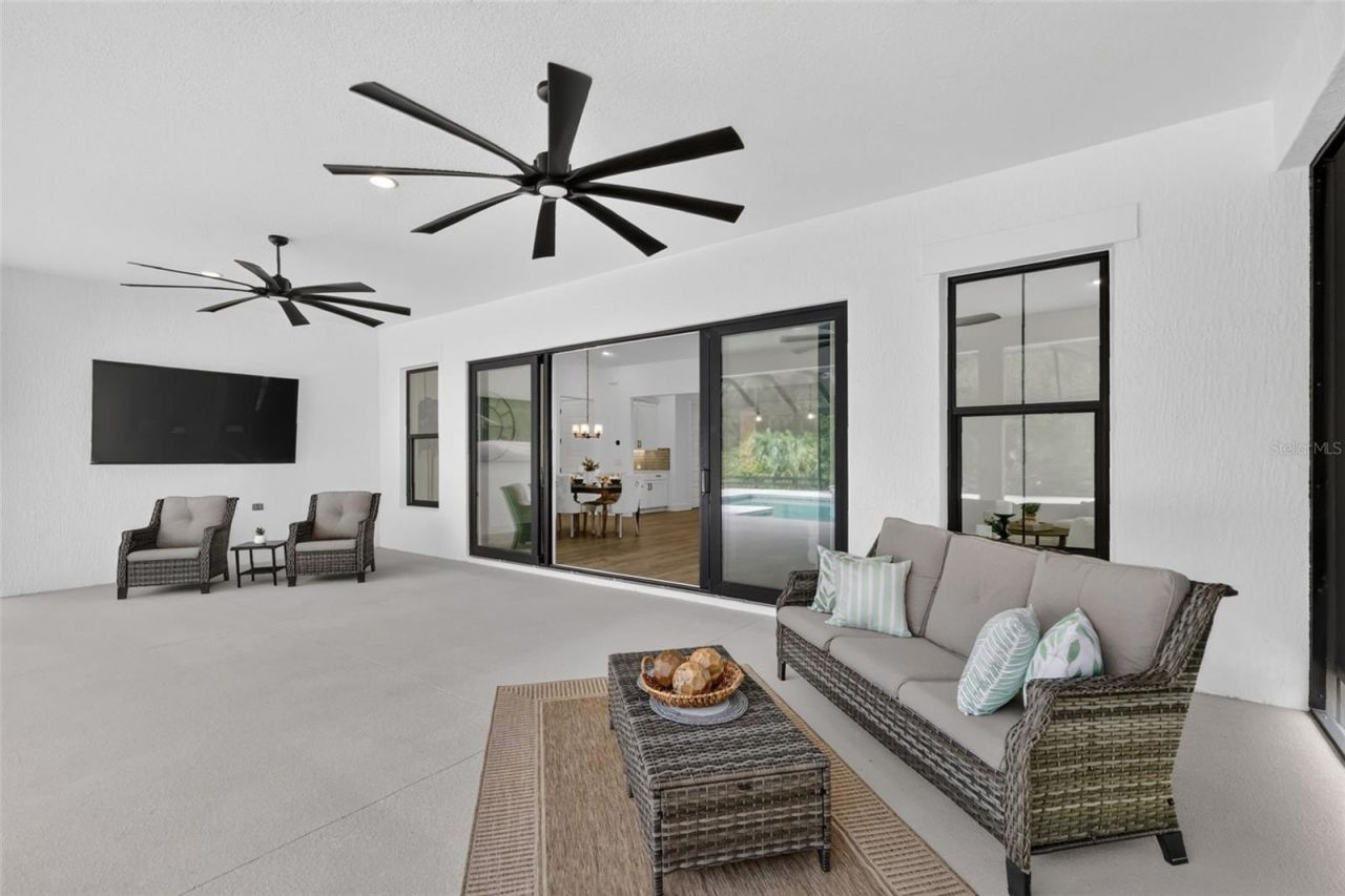 724 Shivers Loop, The Villages, FL 34762 Photo