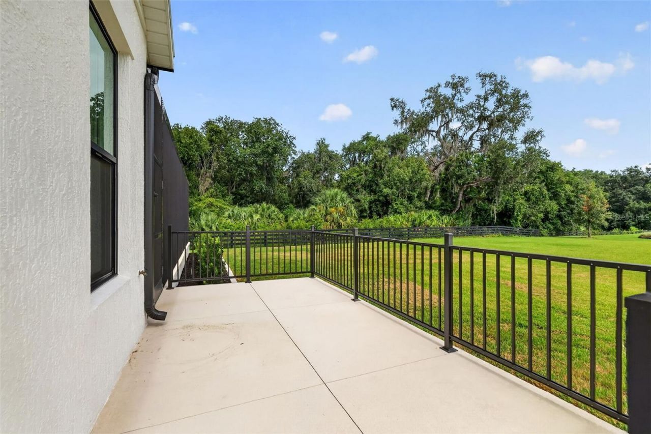724 Shivers Loop, The Villages, FL 34762 Photo