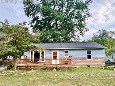 39089 Wade Road, Romulus, Mi 48174