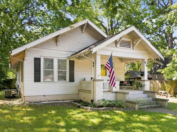 616 E Catalpa Street , Springfield, MO 65807