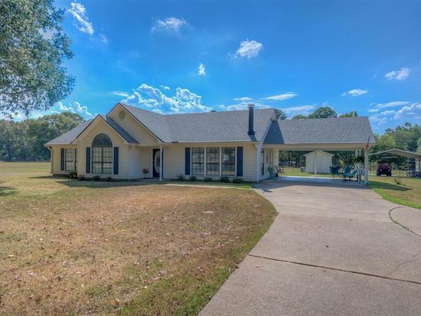 8835 Sebastian Road, Keithville, LA 71047