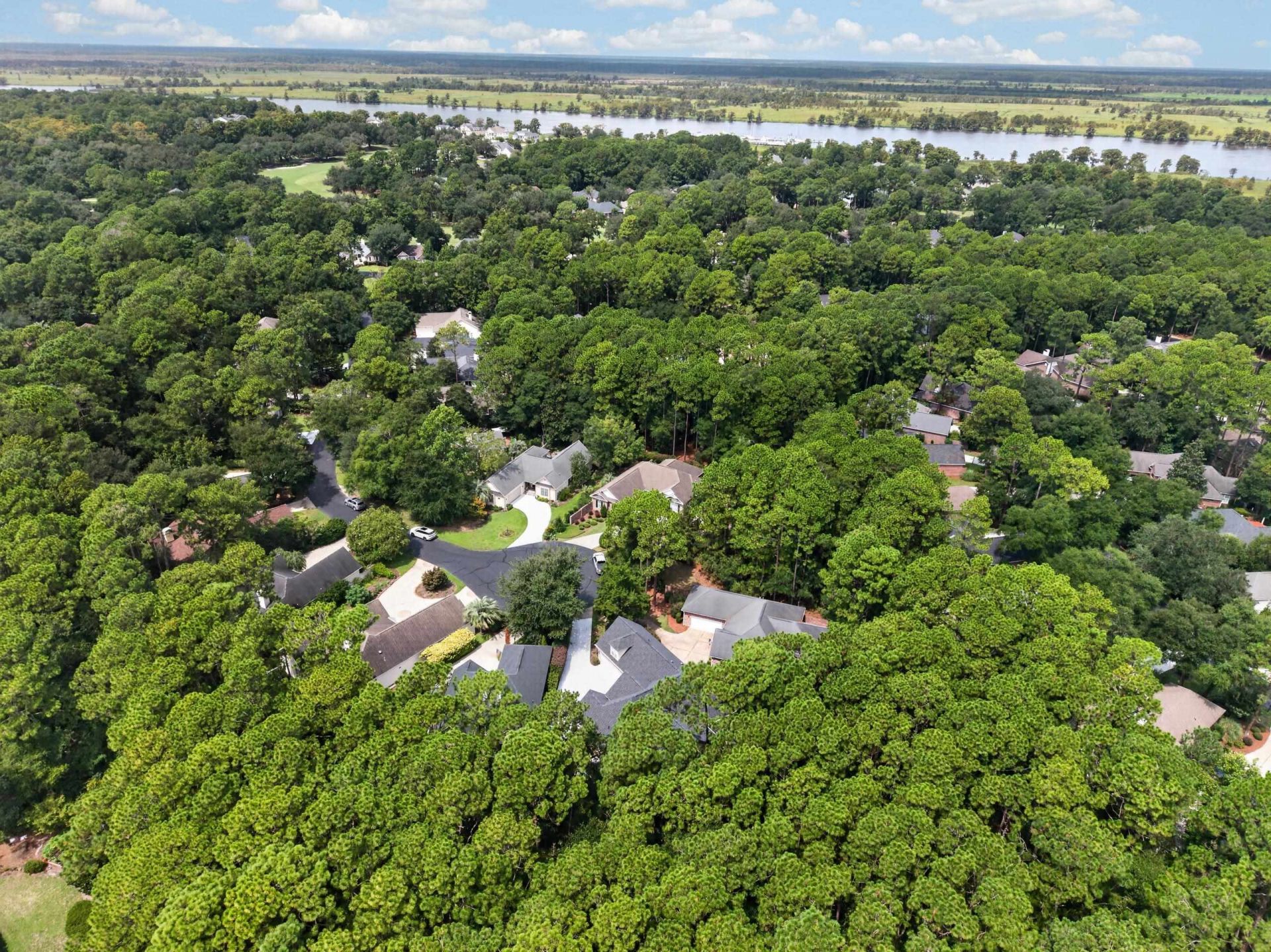 162 Prestwick Dr.  Photo 67
