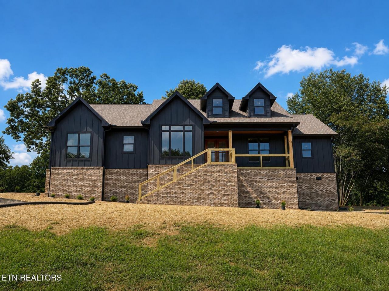3530 Mcdonald Rd, Louisville, TN 37777 Main Photo