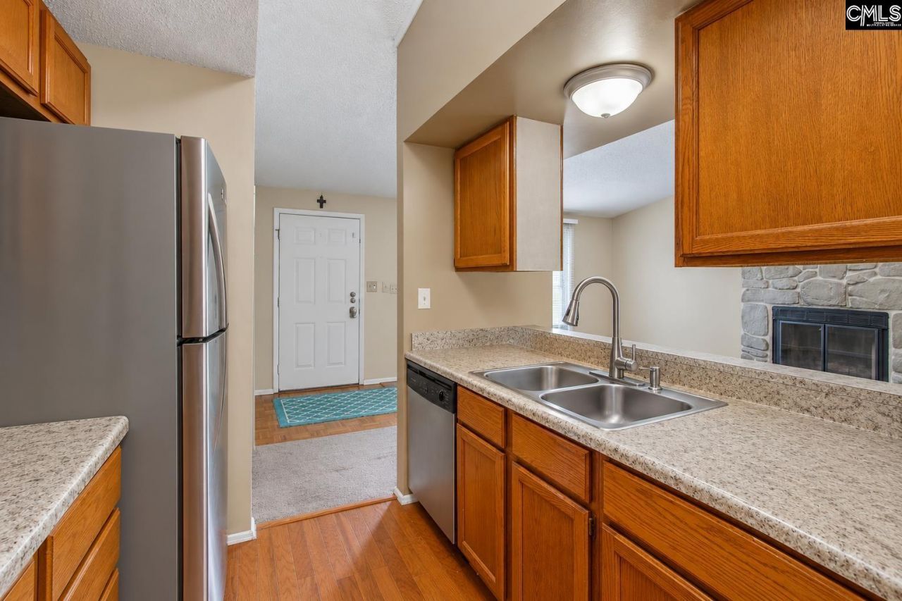 6 Forestview Court Photo 9