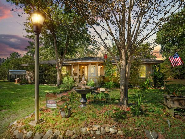 432 Westbrooks Rd , Hornbeck, LA 71439